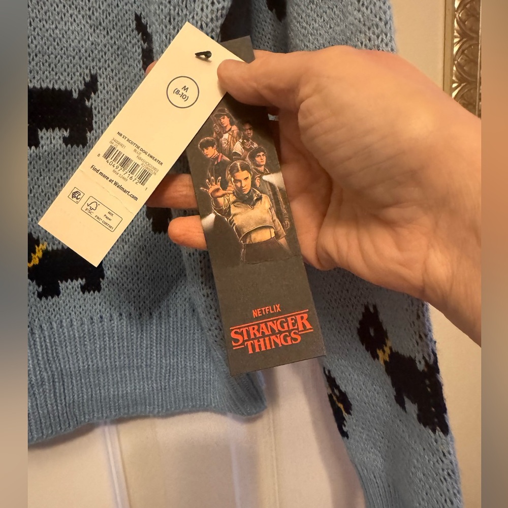 NWT Stranger Things Season 5 Erica Scottie Dog Sweater M Blue No Boundaries - Picture 7 of 10